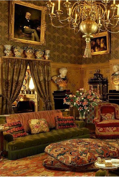 Eclectic Victorian Decor Living Room, Geoffrey Bennison, Isabella Bird, Victorian Carpet, Victorian Parlor, Rudolf Nureyev, Victorian Interior, Victorian Interiors, Parisian Apartment