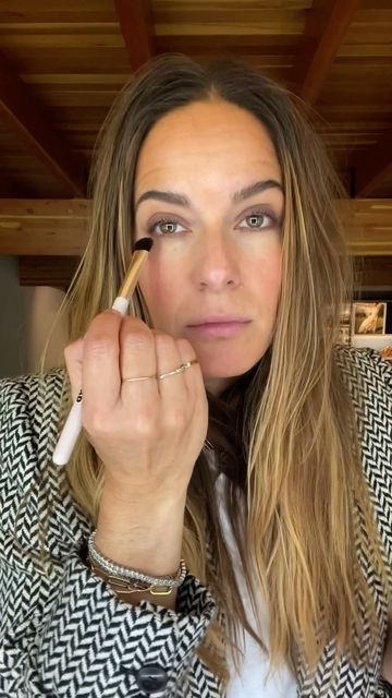 Jenna Menard on Instagram: "sunday vibes pro tip• let the smokey eye be a left over effortless smoke products linked in story and bio all @jonesroadbeauty #smokeyeye #effortlesssmokeyeye #simplemakeup #makeuptips #makeupideas #makeupinspiration" Jenna Menard, Sunday Vibes, Pro Tip, Left Over, Smokey Eye, Simple Makeup, Makeup Inspiration, Makeup Tips, Let It Be