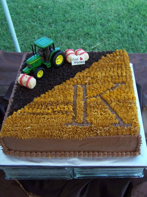 Bailey's Farm/IKoinonia Groom's Cake - Again Perfectly Created by: Julie Purdy Farm Birthday Cakes, Rodjendanske Torte, Tractor Cake, Truck Cakes, Farm Cake, Barnyard Birthday, Chocolate Buttercream Frosting, Farm Birthday Party, Beautiful Birthday Cakes