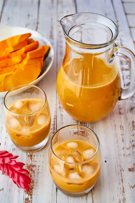 Jamaican Pumpkin Punch Recipe Jamaican Ginger Beer Recipe, Peanut Punch, Ginger Beer Recipe, Punch Drinks, Nutrition Drinks, Party Snack Food, Party Food Buffet, Party Food Platters, Dairy Free Options