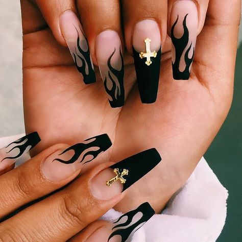 Black Coffin Nails Design, Matted Nails, Quinceanera Nails, Fancy Nail Art, Black Coffin Nails, Makeup Nails Art, Nails Design Ideas, Goth Nails, Blush Nails