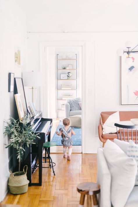 You Have to See How This Family of 4 Lives in a 2 Room Apartment #theeverymom Small Family Apartment With Kids, 700 Sq Ft Apartment, Small Home Ideas, Apartment Storage Solutions, Nyc Interior Design, Apartment Storage, Interior Design Gallery, Family Apartment, Room Apartment