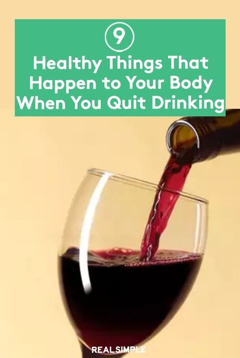 Whether you're challenging yourself to Dry January, Sober October, or another stretch without drinking, here are some of the healthy things that can happen to your body when you abstain from alcohol. No Drinking Alcohol Challenge 30 Day, Dry January Challenge, What Alcohol Does To Your Body Health, Quitting Drinking Alcohol, Quitting Drinking Alcohol Tips, Quitting Drinking Alcohol Benefits, Alcohol Cleanse, Healthy Alcohol, Alcohol Use Disorder