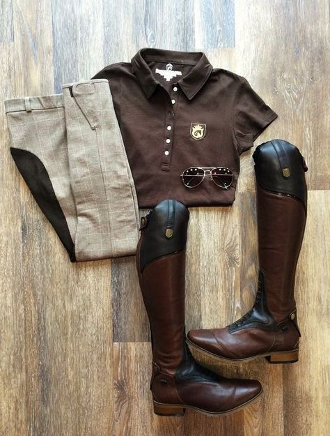 Equestrian Outfit, Women's Equestrian, Horse Riding Outfit, Equestrian Helmets, Riding Outfits, Equestrian Aesthetic, Equestrian Helmet, Riding Clothes, Looks Country