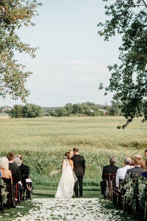 A simple outdoor farm ceremony overlooking a field. Field Wedding, Wedding Ceremony Backdrop, Creative Wedding Ideas, Open Field, Outside Wedding, Ceremony Backdrop, Outdoor Wedding Ceremony, Walking Down The Aisle, Wedding Planners