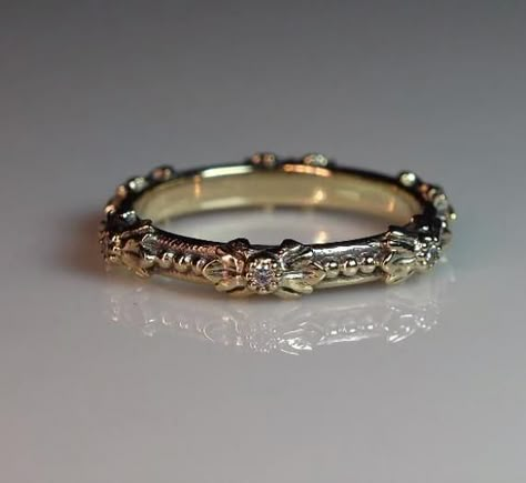 Victorian Wedding Band, Victorian Gold Ring, Victorian Style Rings, Victorian Style Jewelry, Stackable Bands, Victorian Gold, Classy Jewelry, 4k Video, Jewelry Making Tutorials