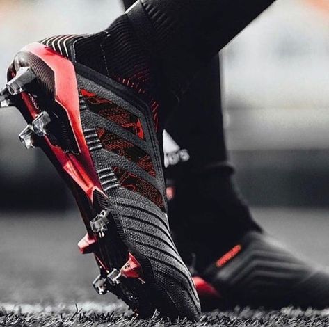 Buy Adidas Soccer Online With Free Shipping Adidas Soccer Boots, Nike Mens Shoes, Cool Football Boots, Best Soccer Cleats, Best Soccer Shoes, Nike Soccer Cleats, Soccer Training Drills, Nike Football Boots, Mens Soccer Cleats