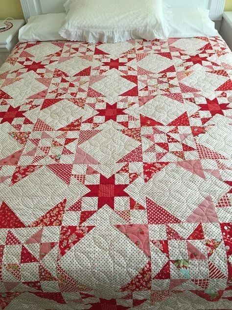 Redwork Quilts, Bonnie And Camille, Quilt Blocks Easy, Two Color Quilts, White Quilts, Red And White Quilts, Wish Upon A Star, Bonnie Hunter, Patriotic Quilts