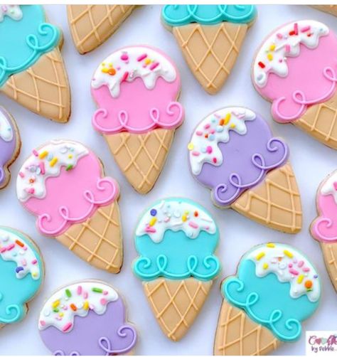 Summer Sugar Cookies, National Ice Cream Day, Ice Cream Decorations, Perfect Sugar Cookies, Crazy Cookies, Honey Cookies, Ice Cream Birthday Party, Ice Cream Day, Iced Sugar Cookies