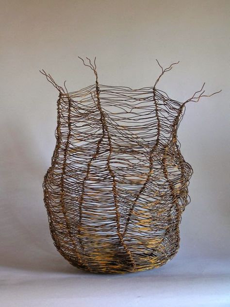 Wire Metal Trees, Tree Wall Art Diy, Crochet Metal, Contemporary Baskets, Sculpture Textile, Creation Art, Tree Artwork, Metal Tree Wall Art, Tree Wall Decor