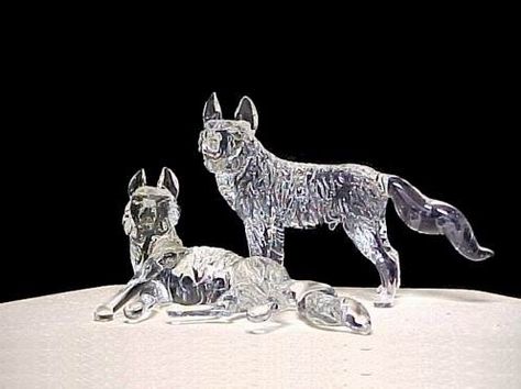 wolf wedding cakes | Custom hand blown glass wolf wedding cake top ... Wolf Wedding, Wolf Standing, Female Wolf, Wolf Cake, Hood Wedding, Wedding Cake Top, Wedding Cake Tops, Wolf Stuff, Swan Song