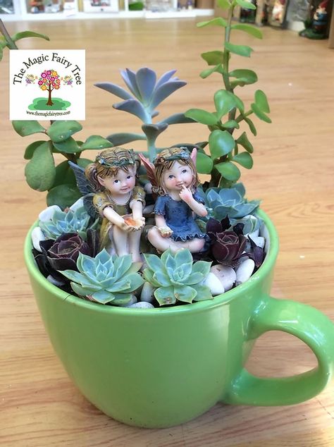 Tea Cup Fairy Garden, Fairy Teacup Garden, Fairy Teacup, Fun Garden Decor, Fairy Garden Pots, Indoor Fairy Gardens, Teacup Gardens, Cactus Plant Pots, Teacup Crafts