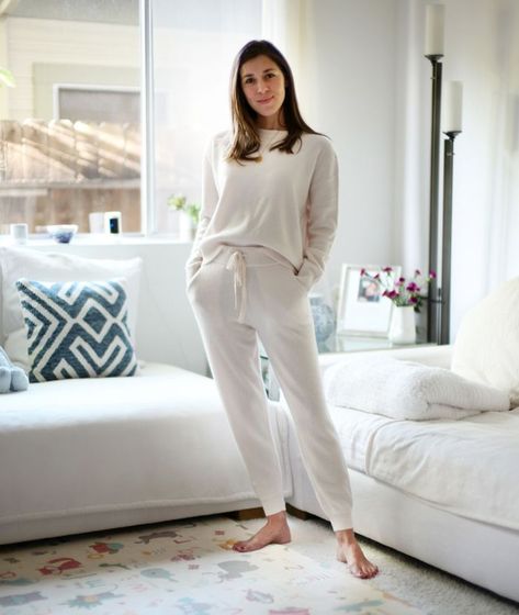 13 Cozy Loungewear Pieces That Are Still Chic | Who What Wear Lounge Wear Stylish, Work From Home Outfit Ideas, Wfh Outfits, Chic Loungewear, At Home Outfits, Lounge Outfits, Outfits Lazy, Work From Home Outfit, Loungewear Outfits