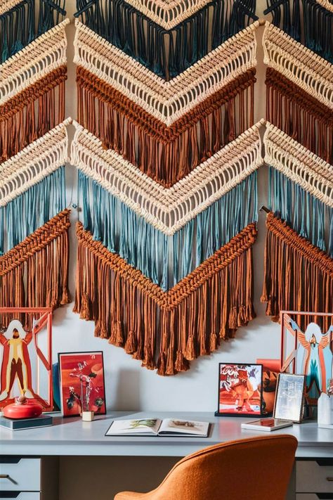 25 DIY Macrame Wall Hanging [For Every Room] Macrame Weave Wall Hanging, Macrame Aesthetic, Weave Wall Hanging, Macrame Weave, Macrame Mural, Diy Macrame Wall Hanging, Diy Macrame, Macrame Design, Modern Urban