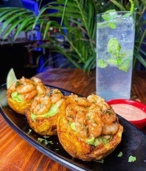 La Vecina’s Instagram post: “Friday Vibes 💯🔥 Tostones filled with guacamole & camarones al ajillo” Tostones Rellenos, Plates Ideas, Friday Vibes, Shrimp Ceviche, Dessert Food, Food Board, Tandoori Chicken, Guacamole, Dessert Recipes