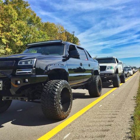 #Chevy #Avalanche #Lifted #Modified w/ aftermarket suspension Custom Chevy Avalanche, Chevy Avalanche Lifted, Lifted Avalanche, 2008 Chevy Avalanche, Avalanche Truck, Truck Rims And Tires, Black Trucks, Chevrolet 4x4, Texas Truck