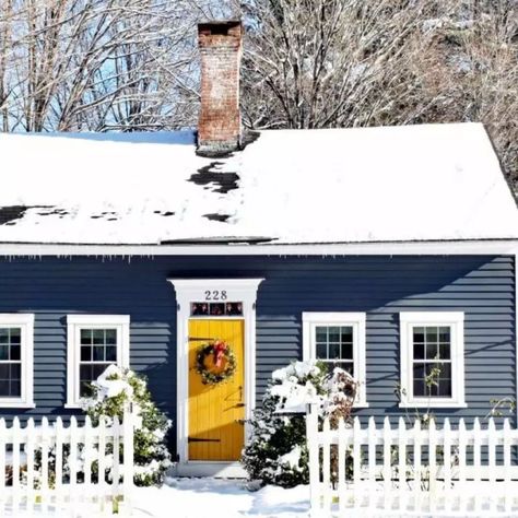 Dark Blue House Exterior, Navy Blue Houses, Yellow Front Door, Dark Blue Houses, Best Blue Paint Colors, Best Front Door Colors, Blue Siding, Yellow Front Doors, Best Front Doors