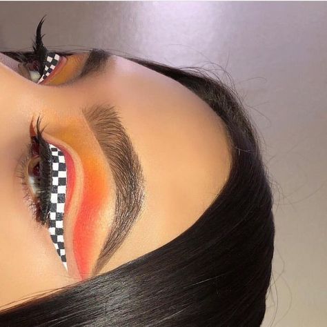 Eyeliner Tips, Mekap Mata, Drag Make-up, Alat Makeup, Orange Makeup, Make Up Inspiration, Smink Inspiration, Makijaż Smokey Eye, Makeup Eye Looks