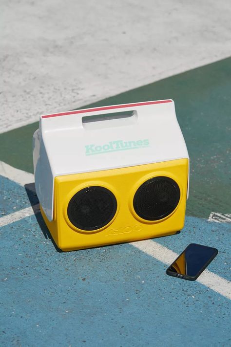 Igloo Kool Tunes Speaker Cooler Check more at https://lifesstyle.lovestoblog.com/igloo-kool-tunes-speaker-cooler/ Eco Friendly Insulation, Polaroid Cameras, Igloo Cooler, Smart Home Devices, Home Devices, Electronics Accessories, Audio Accessories, Latest Tech, Control Panel