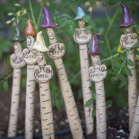 Pottery Garden Stakes, Clay Plant Markers, Pottery Creatures, Last Day Of April, Ceramica Ideas, Herb Markers, Pottery Inspo, Vegetable Garden For Beginners, Plant Tags