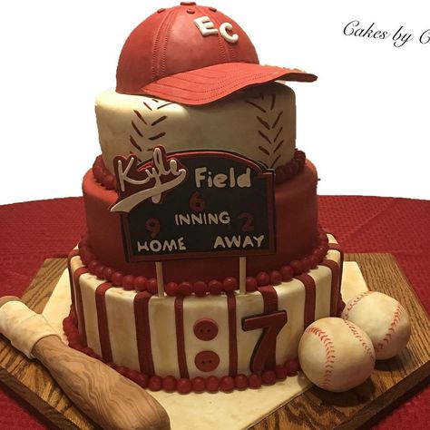 Baseball Birthday Cakes, Basketball Tshirt Designs, Baseball Cake, Baseball Theme Party, Southern Girls, College Baseball, Baseball Party, Baseball Theme, Baseball Birthday