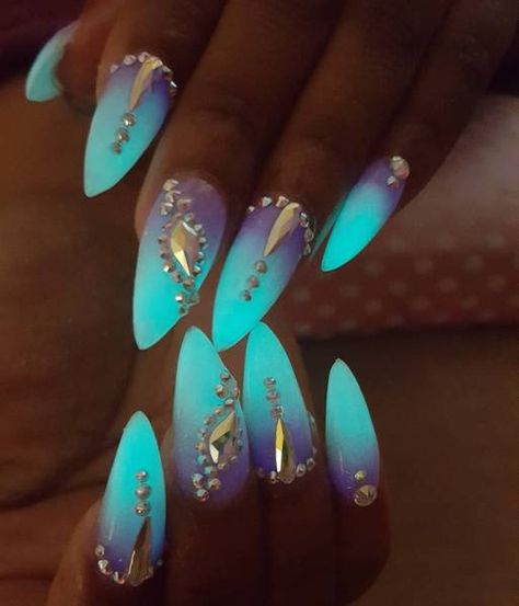 How To Create Glow In The Dark Nails – Art 'N Glow Dark Acrylic Nails, Glow In The Dark Nails, Unghie Sfumate, Purple Nail Art, Butterfly Nails, Magic Nails, Cute Acrylic Nail Designs, Glow Nails, Her Nails