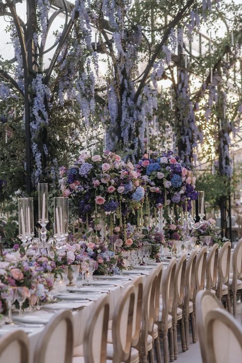 purple flowers, dinner table, wedding dinner, long floral centerpiece, outdoor dinner party, long table Bridgerton Wedding Theme, Outdoor Wedding Dinner, Reception Theme, Bridal Era, Asian Wedding Decor, Wedding Motif, Quince Decor, Wisteria Wedding, Bridgerton Wedding