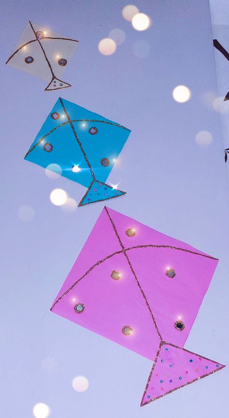 Decorative kite 🪁 || makar Sankranti special background || Diy kite... https://youtu.be/2W51bHj8zxg Kite Decoration For Sankranti, Sankranti Decoration Craft Ideas, Makar Sankranti Decoration Ideas, Diy Kite Decorations, Diy Kites, Sankranti Decoration, Kite Decoration, Special Background, Diy Kite