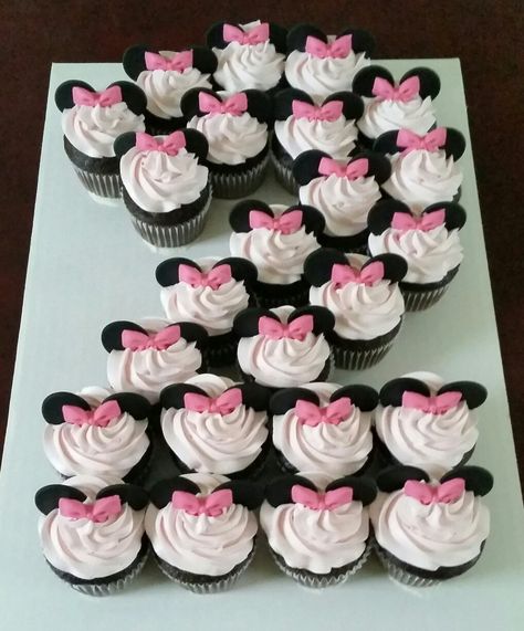 Mickey Minnie Mouse Cupcakes, Mickey And Minnie Cupcakes Ideas, Minnie Mouse Treats Table 2nd Birthday, Minnie Toodles Birthday, Minnie Mouse Cupcakes 2nd Birthday, Mickey Minnie Cupcakes, Mickie And Minnie Birthday Party Ideas, Minnie Mouse Twodles Birthday Cake, Minnie Mouse Cake Pops Pink