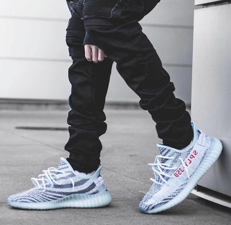 Yeezy Boost 350 V2 Blue Tint B37571 Stylish Sneakers Outfit, Yeezy Shoes Outfit, Sneakers Outfit Men, Yeezy Outfit, Western Outfits Men, Jordan Outfit, Adidas Yeezy 350, Yeezy 350, Yeezy Shoes