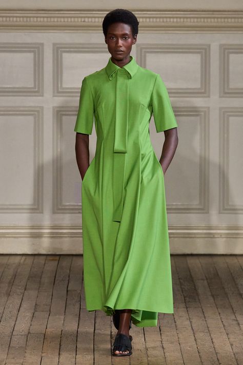 Emilia Wickstead Spring 2025 Ready-to-Wear https://www.vogue.com/fashion-shows/spring-2025-ready-to-wear/emilia-wickstead/slideshow/collection#22 Emilia Wickstead, Summer Ready, Seville, Fashion Week Spring, London Fashion Week, Fashion Advice, Modest Fashion, Runway Fashion, Fashion Collection