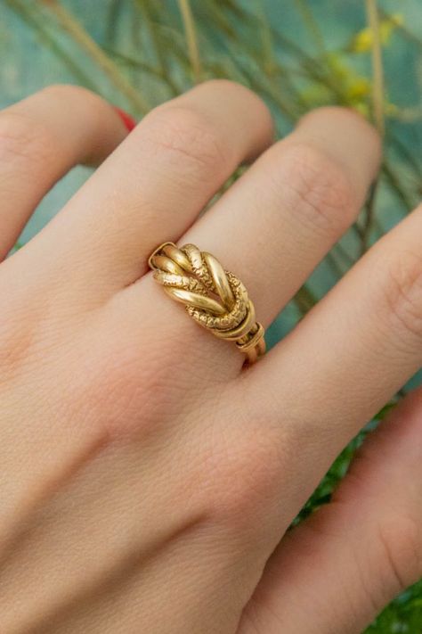 Victorian Gold Antique Knot Ring Latest Gold Ring Designs, Beautiful Gold Rings, Couple Ring Design, 22k Gold Ring, Gold Finger Rings, Ring Jewellery Design, Modern Gold Jewelry, Gold Bridal Jewellery Sets, Gold Jewelry Stores