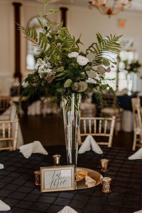 Tall Wedding Centerpieces Greenery, Wedding Centerpieces With Greenery, White Flowers And Greenery Wedding, Centerpieces With Greenery, Wedding Centerpieces Greenery, Wedding Centerpieces Floral, Roast Ideas, Greenery And White Wedding, Centerpieces Greenery