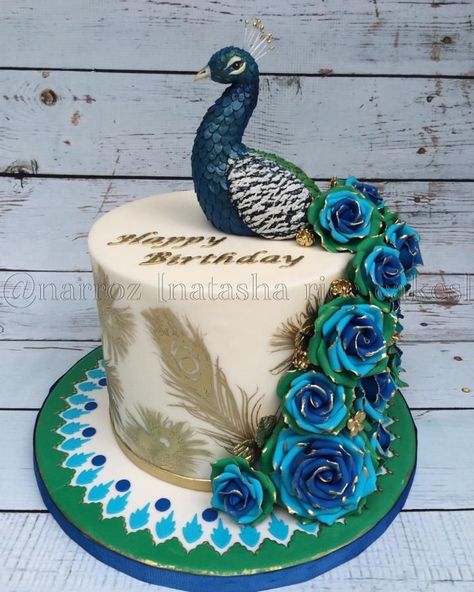 I love when I’m asked to create a cake based on a subject I admire. So when the subject was a peacock I was very excited! I’ve had a little box of peacock related cake tools and I finally got to use them! This cake was inspired by one made by... Peacock Wedding Cake, Peacock Cake, Blossom Cake, Cake Name, Bird Cakes, Peacock Wedding, Cake Pictures, Gorgeous Cakes, Happy Birthday Cakes