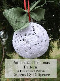 Christmas Tree Pattern Free, Embroidery Christmas Tree, Crochet Christmas Ornaments Free, Lacy Crochet, Crochet Ornament Patterns, Christmas Crochet Patterns Free, Crochet Snowflake Pattern, Crochet Ball, Crochet Xmas