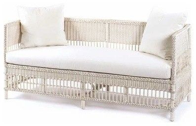 Wicker Daybed ....Love!!!! Wicker Daybed, Rattan Daybed, Rustic Furniture Diy, Cottage Furniture, Daybed Sofa, Wicker Sofa, White Wicker, French Cottage, Outdoor Wicker