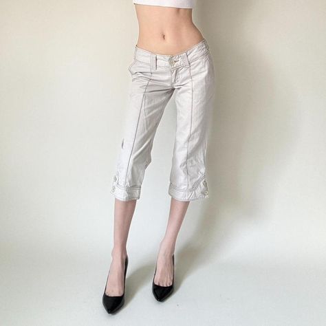 y2k mossimo capri pants with middle seam. low rise.... - Depop 2000s Pants, Oc Lore, Capri Pants Outfits, Pants Y2k, The 2000s, Low Rise, Capri Pants, Capri, Collage