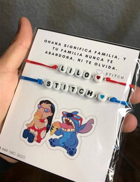 Pulseras de lilo y stitch ❤️💙 Lilo And Stitch Bracelet, Lilo And Stitch Diy, Lilo And Stitch Costume, Stitch Costume, Stitch Bracelet, Lilo Y Stitch, Stitch Gift, Diy Creative Crafts, Beaded Bracelets Diy