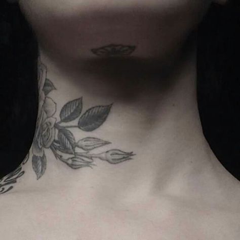 Almasy bosphorus... Kat Von D: suprasternal notch Kat Von D Neck Tattoo, Kat Von D Style, Rose Neck Tattoo, Tattoo 2024, Belly Tattoos, D Rose, March 5th, Aesthetic Goth, Tattoo Project