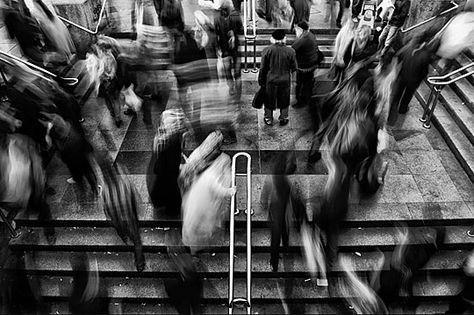 people movement at the station Movement Pictures, Don Delillo, Movement Photography, Photography Essentials, A Level Photography, Motion Photography, Black And White City, Long Exposure Photography, Exposure Photography