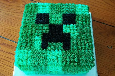 Diy Minecraft Cake, Minecraft Cake Ideas, Pastel Minecraft, Creeper Cake, Diy Minecraft Birthday Party, Minecraft Birthday Cake, Easy Minecraft Cake, Cake Diy, Creeper Minecraft