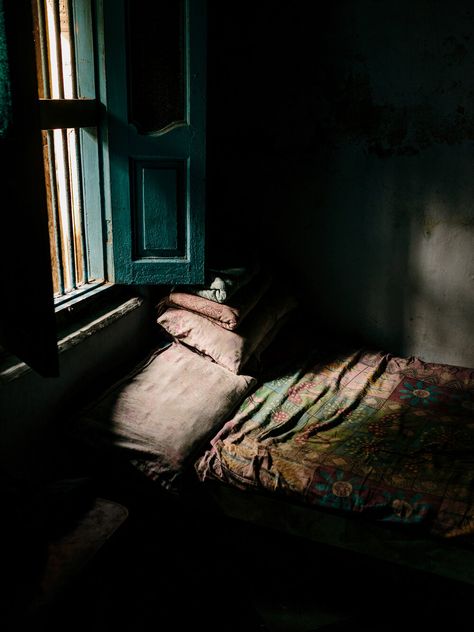 Interiors of India — NIRAV PATEL Low Key Lighting, Portrait Editorial, Dark Room, Chiaroscuro, Morning Light, Slow Living, Home Room Design, New Print, Aesthetic Backgrounds