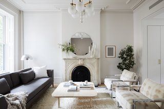 Living Room Marble, Street Townhouse, Brooklyn Brownstone, Victorian Townhouse, Light Hardwood Floors, Patricia Urquiola, Row House, Top Interior Designers, Crown Molding