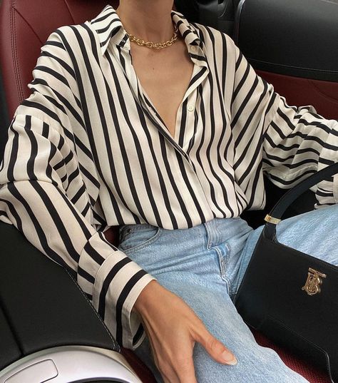 Petra on Instagram: “Wearing silk shirt by @stagnistudio ❤️❤️ #love #simple #style” Silk Shirt Outfit, Outfits With Striped Shirts, Fashion Terms, Love Simple, Uni Outfits, Modest Fashion Outfits, Striped Blouse, Crop Shirt, Silk Shirt