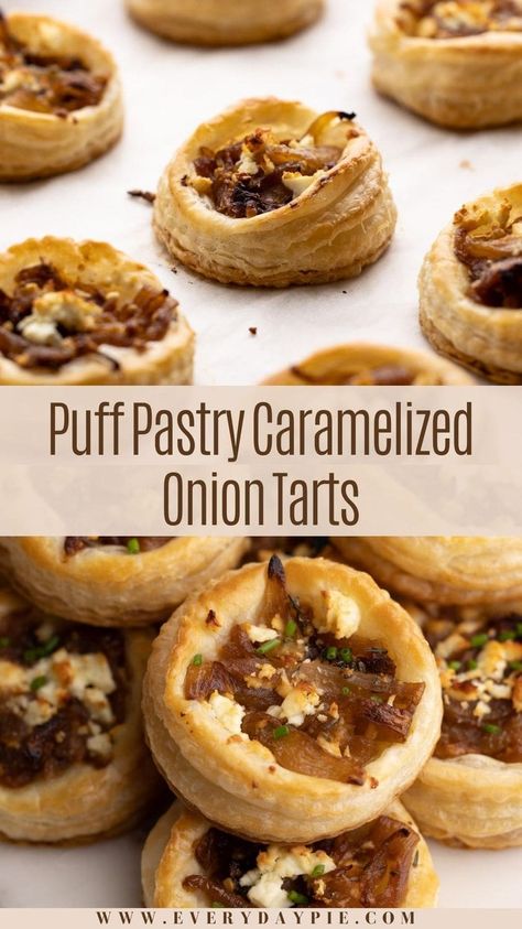 Blue Cheese Puff Pastry, Onion Appetizers, Puff Pastry Tarts, Savory Puff Pastry, Caramelised Onion Tart, Pastries Recipes, Pastry Appetizer, Cheese Puff, Cheese Puff Pastry