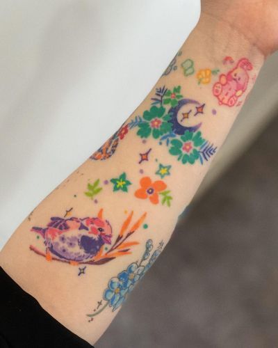 #tattoo, #tattoos, #inked, #tattooart, #tattooedwomen, #tattooedguys, #tattooinspiration, #tattooideas, #tattooworldwide, #tattoosociety, #InkLaughs, and #TattooFails​ Tomato Ideas, Graphic Tattoos, Bone Tattoo, Uv Tattoo, Funky Tattoos, Kawaii Tattoo, Tatuaje A Color, Girly Tattoos, Collar Bone