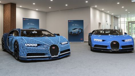 LEGO Technic Seriously Created a Life-Sized, Functional Bugatti Chiron Lego Bugatti, Bugatti Models, Sports Cars Bugatti, Gear Wheels, Super Sport Cars, Lego Pieces, Bugatti Cars, Lego Minecraft, Lego Architecture