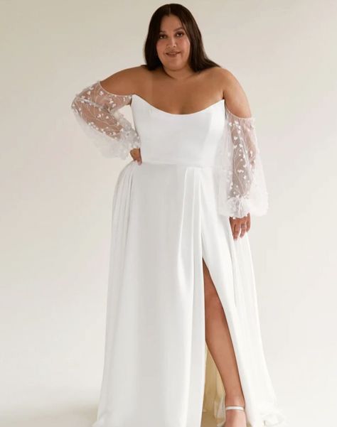 Beach Wedding Dress Plus Size, Truvelle Bridal, Wedding Dress Aesthetic, Plus Wedding Dresses, Plus Size Brides, Beach Wedding Dresses, Simple Gowns, Plus Size Bride, Organza Wedding