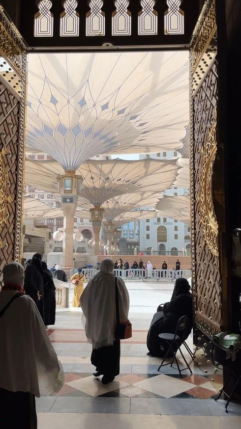 Video Masjid, Madina Video, Madina Video Masjid Nabawi, Islamic Aesthetics, Makka Madina, Mecca Madinah, Beautiful Paintings Of Nature, Madina Shareef, Daily Dua