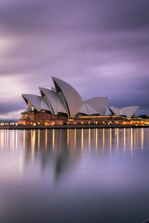 20 Famous Landmarks in Sydney Australia (100% worth a visit) Iconic Places Around The World, Famous Landmarks Aesthetic, Landmarks Aesthetic, Australia Landmarks, Travel Post Ideas, Famous Places Around The World, World Famous Places, Australia Aesthetic, Piano Pictures